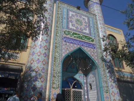 مسجدی تراز و احیاگر روح کرامت؛ از تامین نان سفره‌های خالی تا فرستادن زوج‌های کم‌بضاعت به خانه بخت