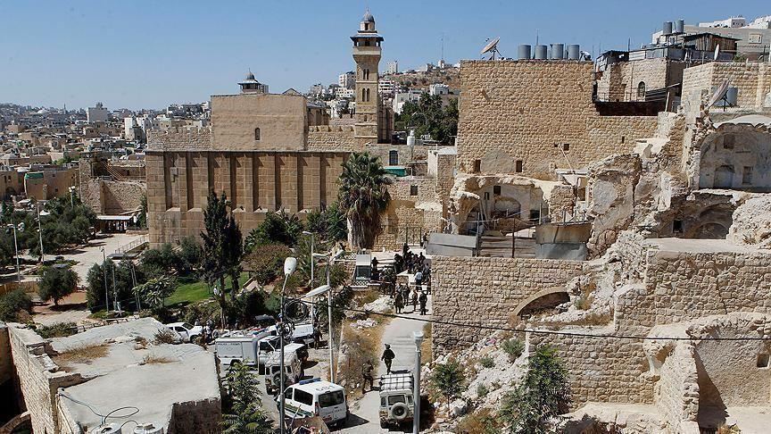  بازگشایی مسجد ابراهیمی/نماز صبح فلسطینی‌ها تحت تدابیر شدید امنیتی 