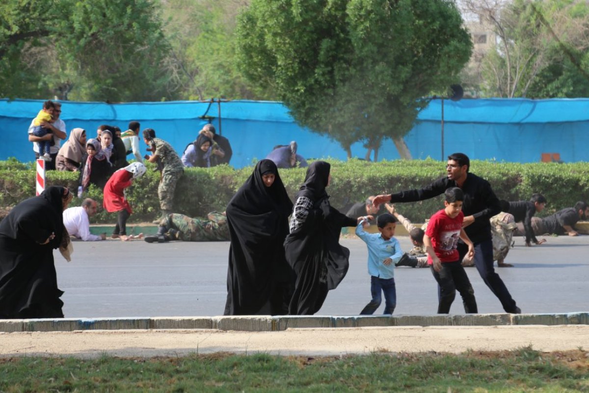 احضار سفیر عربستان به خاطر حادثه تروریستی اهواز 