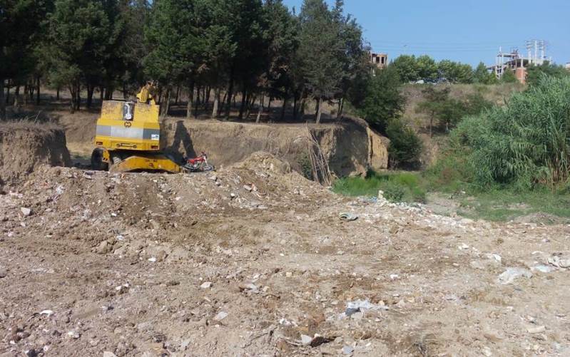 توقف برداشت غیرمجاز ۳ معدن شن و ماسه در گرگان  