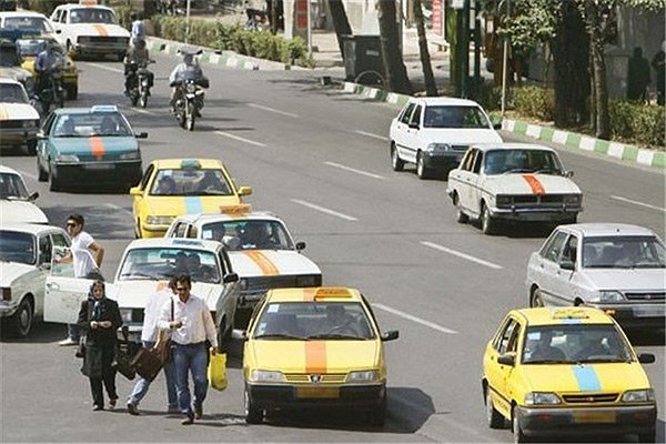 رانندگان تاکسی از کرایه مسافربری گلایه مند هستند