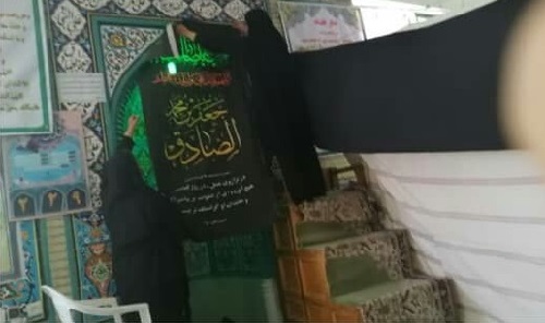 مسجد جامع دهستان چم چنگ توسط فعالان کانون حضرت معصومه (س) سیاه پوش شد  