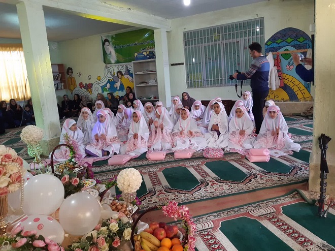 برگزاری جشن تکلیف دختران در کانون امام زمان (عج) خطیرکلا قائم‌شهر  
