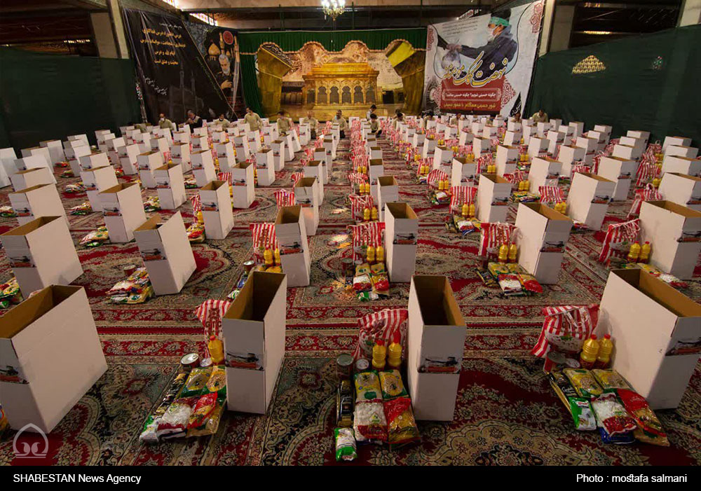 توزیع ۸۰ بسته ارزاق میان نیازمندان در دهه اول محرم/ برگزاری سوگواری حسینی در فضای باز مسجد
