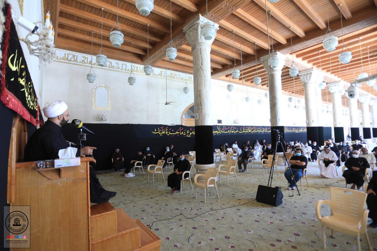 مراسم سوگواری حسینی در مسجد کوفه