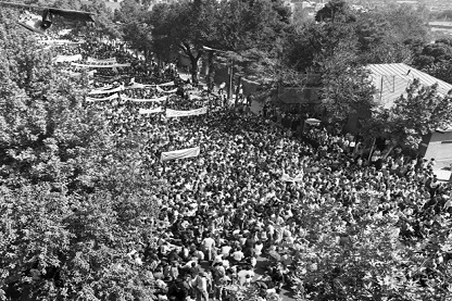ماجرای تظاهرات مردم آذربایجان در تاسوعای ۱۳۵۷