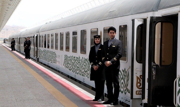 سوت قطار «زندگی » در رشت به صدا در آمد