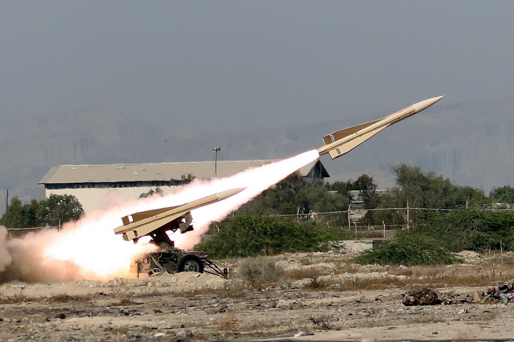شلیک موفق موشک بهینه شده شلمچه نیروی پدافند هوایی ارتش در رزمایش ذوالفقار ۹۹ ارتش