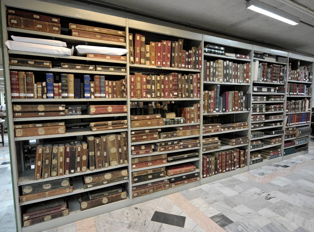 ۱۵۰۰ نسخه خطي با موضوع امام محمد باقر(ع) در کتابخانه آستان‌ قدس نگهداری می ‌شود 