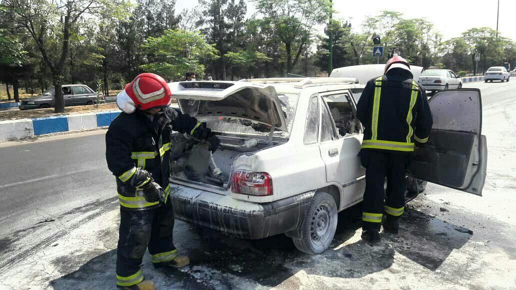 انفجار خودروی پراید دوگانه سوز در کاشان
