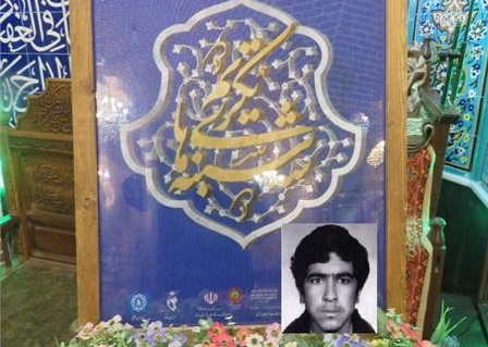 تجلیل از خانواده شهید حسن صادقي در شهرستان اسکو