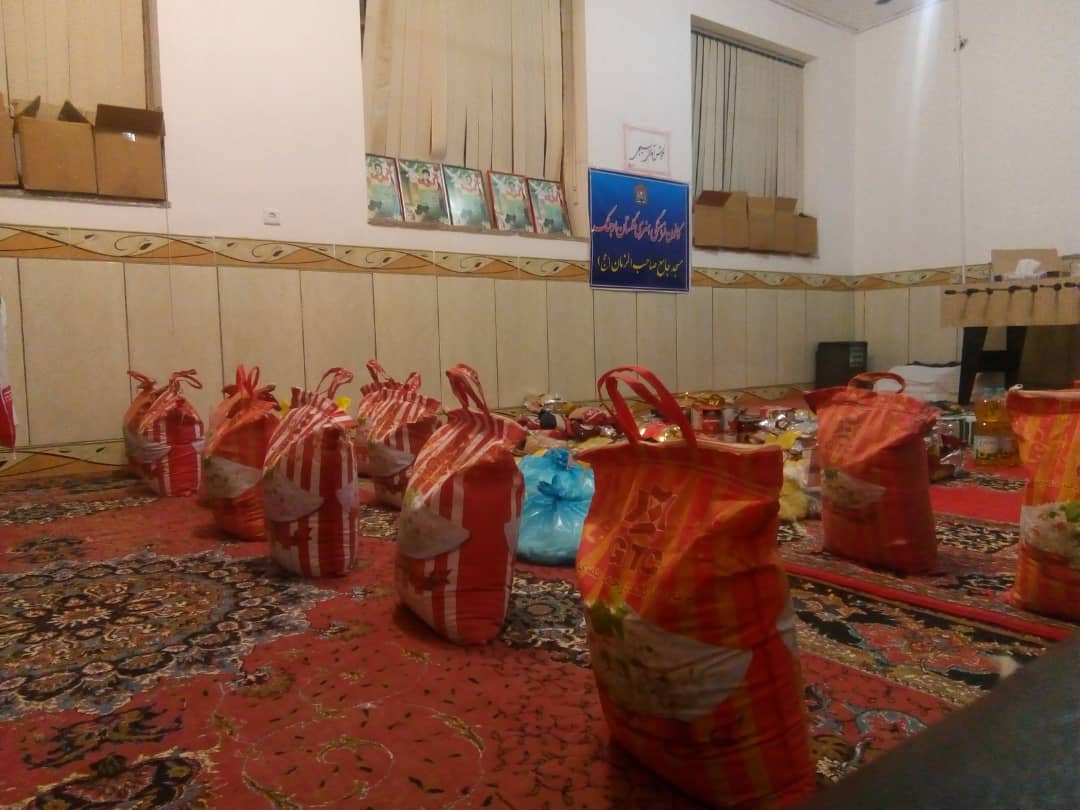 تداوم همدلی بچه های مسجد حضرت صاحب الزمان (عج) برای کمک به نیازمندان