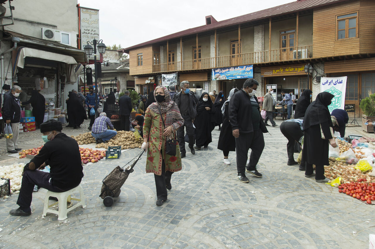 کسبه فلک زده و کارمندانی که در مرخصی کرونا می گیرند  