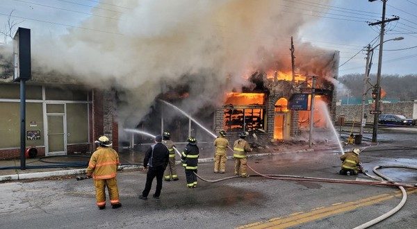 راه اندازی کمپین کمک های مالی برای بازسازی مسجد در آتش سوخته «نوئل» 