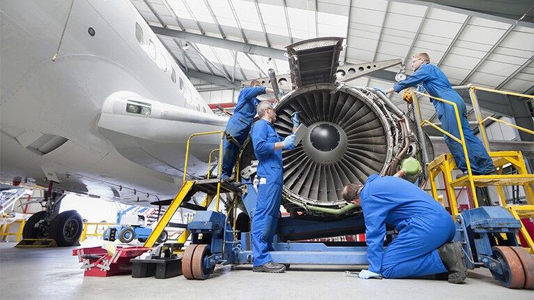 جهانگیری آیین‌نامه اجرایی تعمیرگاه‌های هواپیمایی را ابلاغ کرد