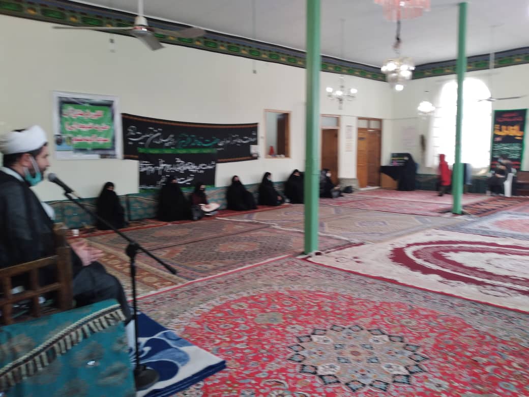 ویژه برنامه شهادت حضرت فاطمه زهرا (س) در مسجد آدینه هشتجین برگزار شد