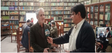 مستند سازی فعالیت های آموزش زبان فارسی درشبکه تلویزیونی بین المللی DW پاکستان    