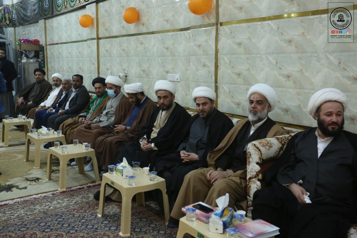 حضور هیئتی از تولیت مسجد کوفه در مراسم سالروز میلاد حضرت زهرا(س) در نجف اشرف