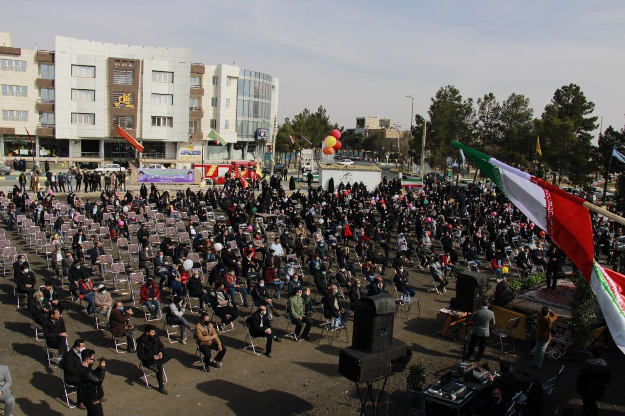  جشن بزرگ «فجر فاطمی» در آران و بیدگل برگزار شد