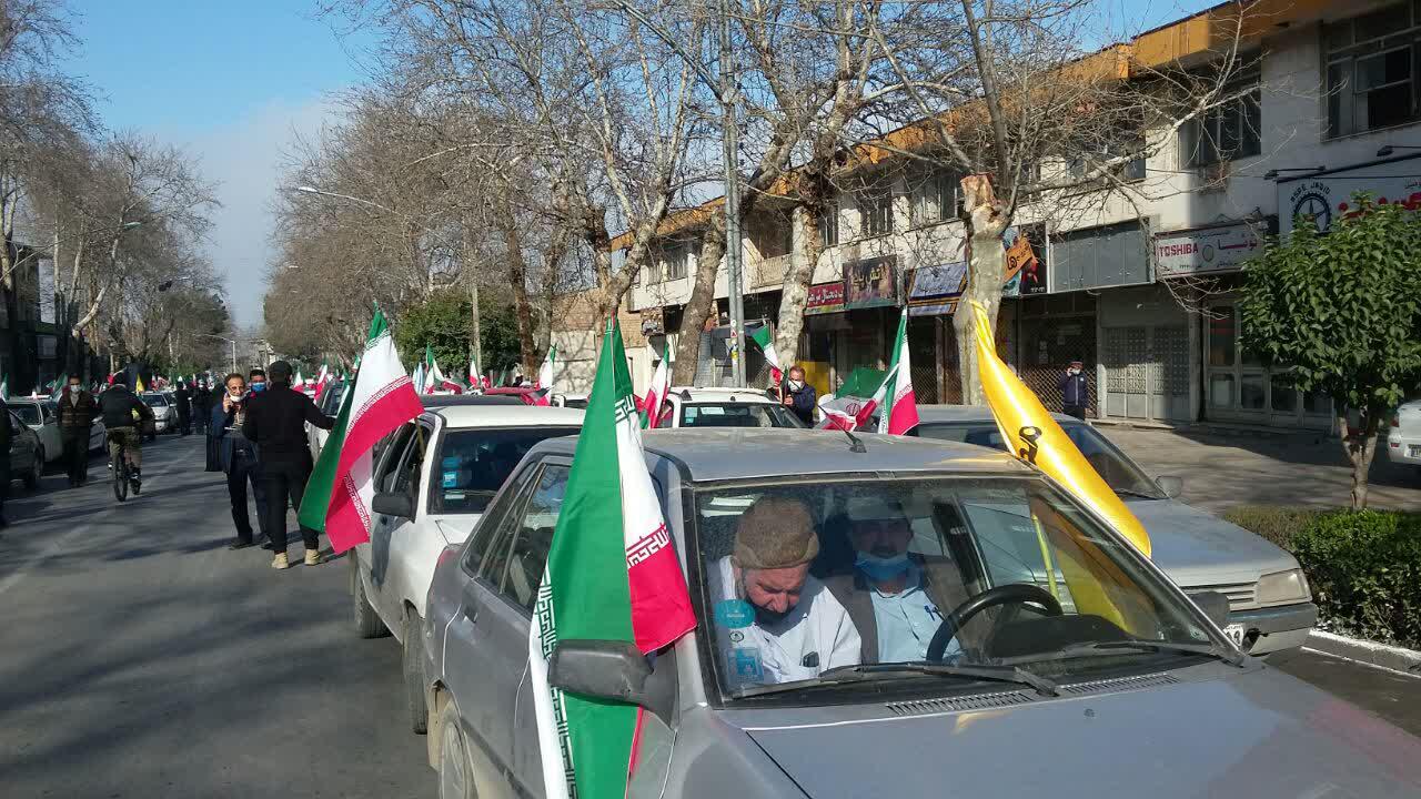 رژه خانوادگی خودرویی به مناسبت ۲۲ بهمن در ۱۴ شهرستان گلستان برگزار شد  