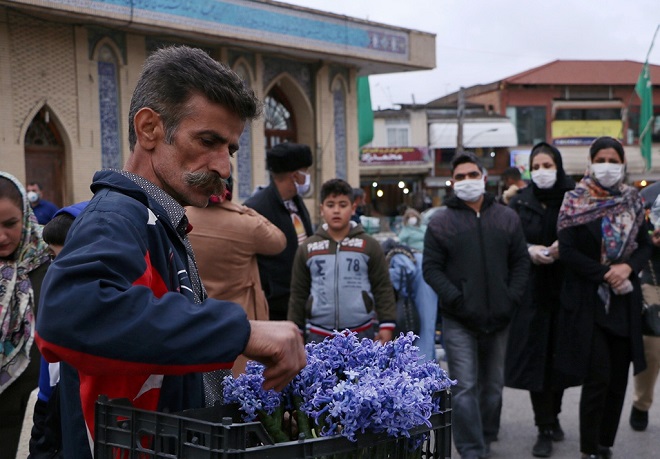 کرونا و ساده‌انگاری در جدالی برابر برای گرفتن جان مردم به رقابت نشسته‌اند