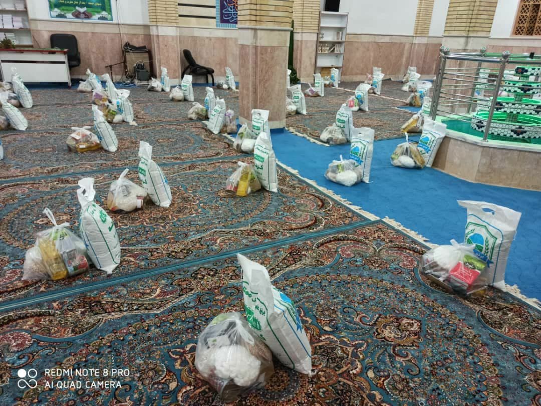 ۱۷۰ بسته معیشتی از سوی کانون فرهنگی رشد در شهر ابوزیدآباد توزیع شد