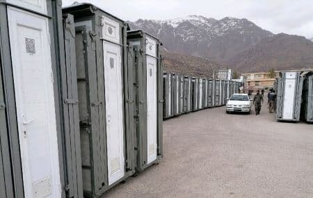  ۳۰۰ کانکس اهدایی رهبر انقلاب توسط سپاه به سی‌سخت رسید 