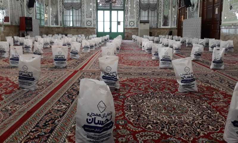 ۱۰۰۰ بسته معیشتی بین خانواده های نیازمند زندانیان گلستان توزیع شد