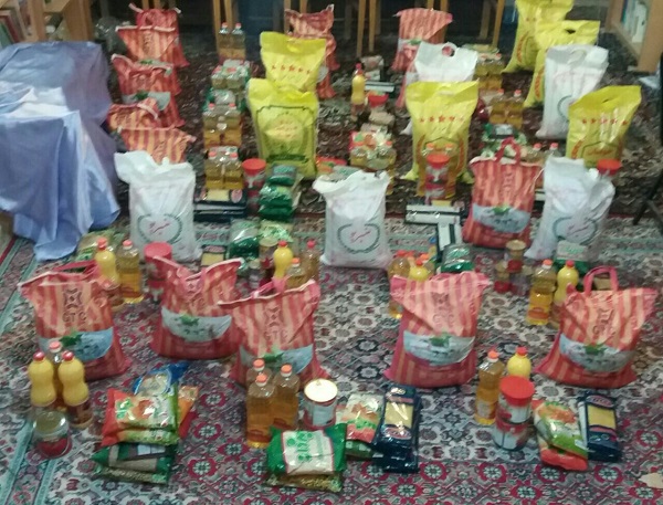 اجرای رزمایش مومنانه با توزیع بسته های معیشتی در ماه مبارک رمضان
