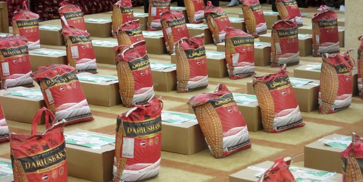 توزیع ۵۰۰ بسته معیشتی و ۱۰ هزار قرص نان بین نیازمندان شهرضا