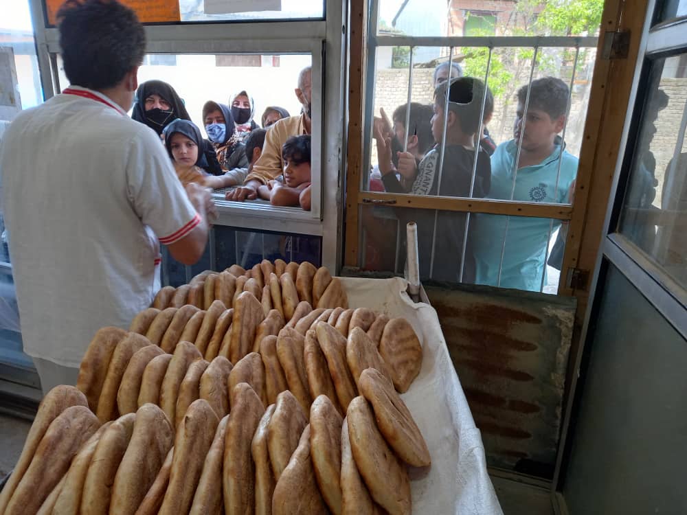 اینجا کسی محتاج نان شب نیست/تجهیز ۲۰۰نانوایی در بابل به دستگاه کارت نان 