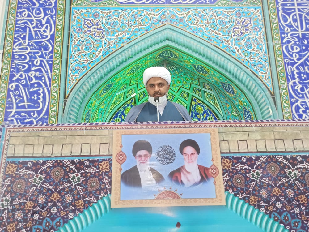 امام خمینی(ره) در قرن معاصر اسلام را احیا کرد