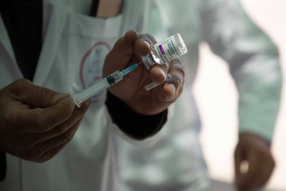 صدور  مجوز خاص برای واکسیناسیون افراد بالای ۵۰ سال در سیستان و بلوچستان