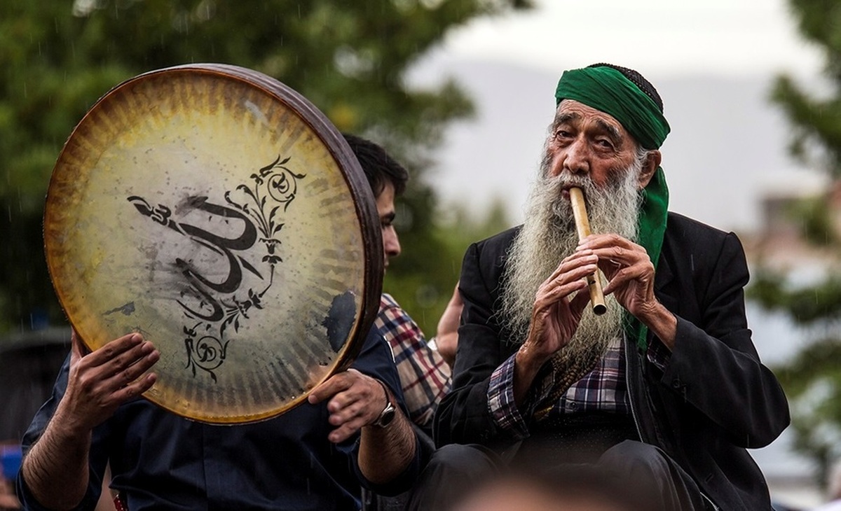 همایش دف آوای وحدت در سنندج برگزار شد