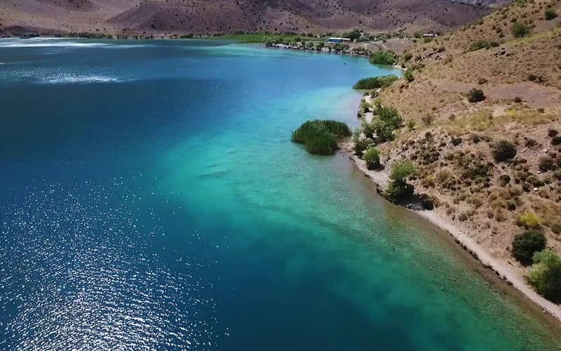دریاچه گهر از جاذبه های گردشگری استان لرستان