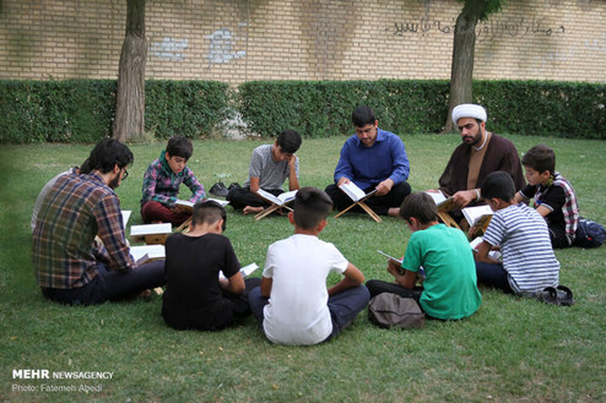  برگزاری کلاس های اوقات فراغت در کانون صیاد شیرازی ملایر