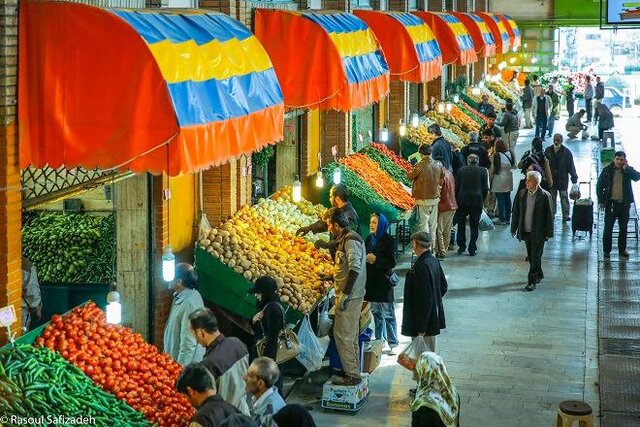 توزیع میوه شب عید با ۲۵ درصد زیر قیمت بازار 