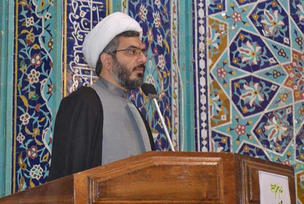 وحدت مسلمین  در زمینه‌های مختلف باعث عقب نشيني دشمنان خواهد شد