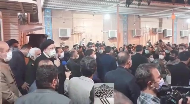 بازدید آیت‌الله رئیسی از مسجد و کانون فرهنگی هنری انقلاب مهدی (عج) اهواز