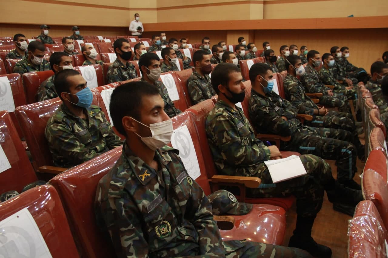 بهره‌مندی ۲۴۰۰ سرباز در خراسان جنوبی از آموزش‌های طرح  سرباز مهارت