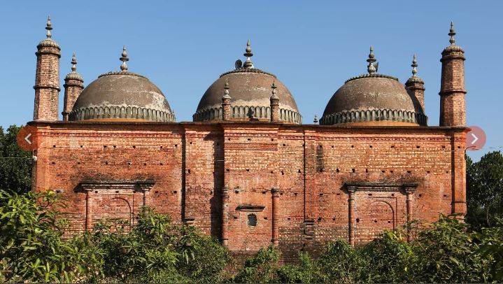 مسجد «بالیه» ، مشهور ترین و قدیمی ترین بنای تاریخی در «تاکورگان» بنگلاش 