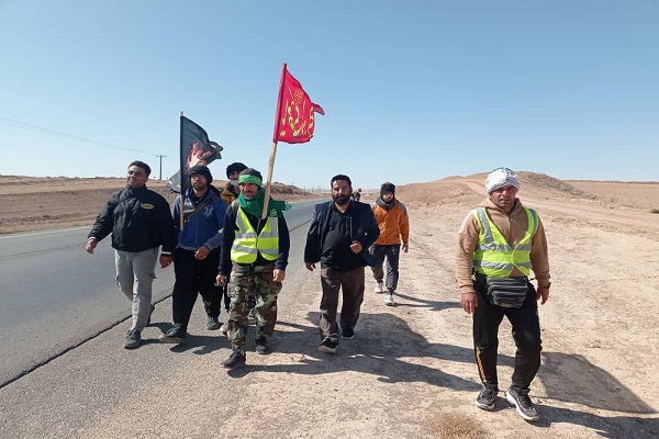 دو دهه پیاده روی در جاده عشق/جوانانی که امام رضا(ع) مسیر زندگی شان را تغییر داد