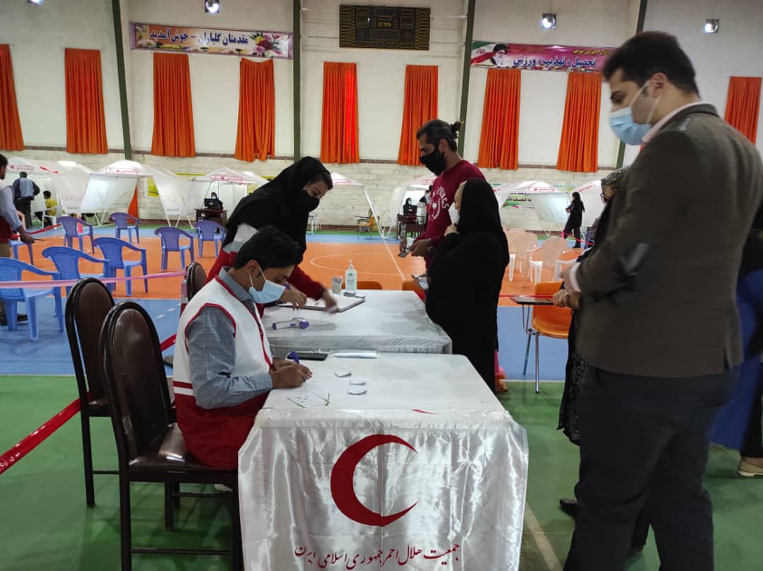 ۳۲ هزار نفر در مراکز تجمیعی هلال احمر کردستان واکسن کرونا دریافت کرده‌اند  