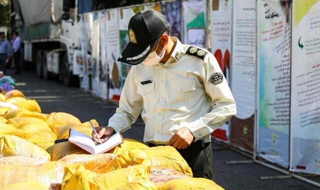 لزوم نظارت جدّی بر مراکز پخش پیش‌سازهای مواد مخدر 