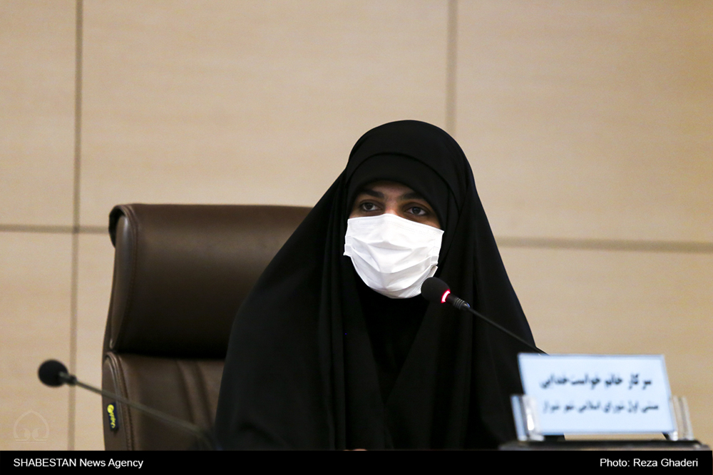 حجاب و عفت عمومی از مهمترین مباحث زیرساختی کشورهای اسلامی است