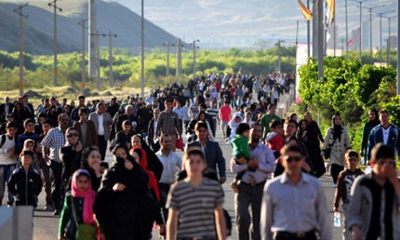 همایش پیاده روی هفته بسیج در جهرم برگزار شد