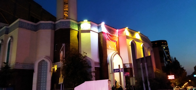 مسجدی که مرکز تجمعات و فعالیت مومنانه مازنی‌ها در شمال تهران است