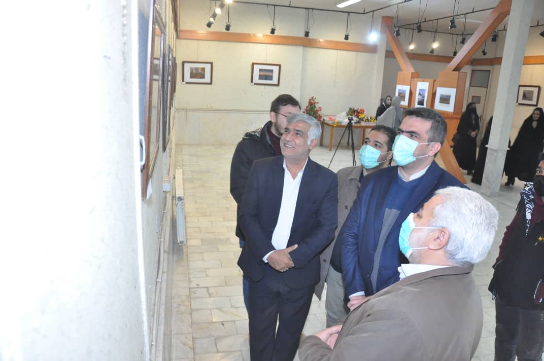 افتتاح نمایشگاه عکس «زندگی به رنگ خدا » در مرند