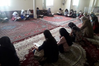 کلاس‌های متنوع آموزشی قرآن کریم به صورت رایگان در دهگلان برگزار می‌شود 