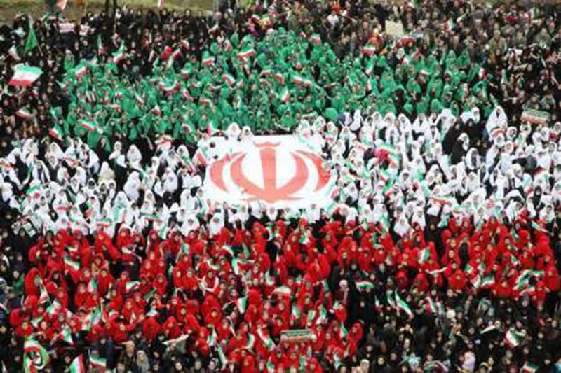 انقلاب اسلامی ایران دریچه نور و امید را در دل مسلمانان گشود